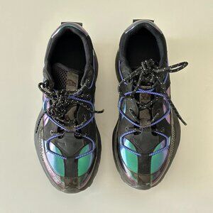 Stine Goya Sneaker - Dark Holographic